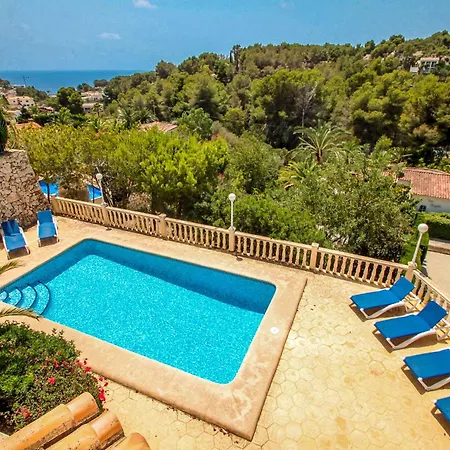 Kanky 6 - Modern, Well-equipped With Private Pool In Coast